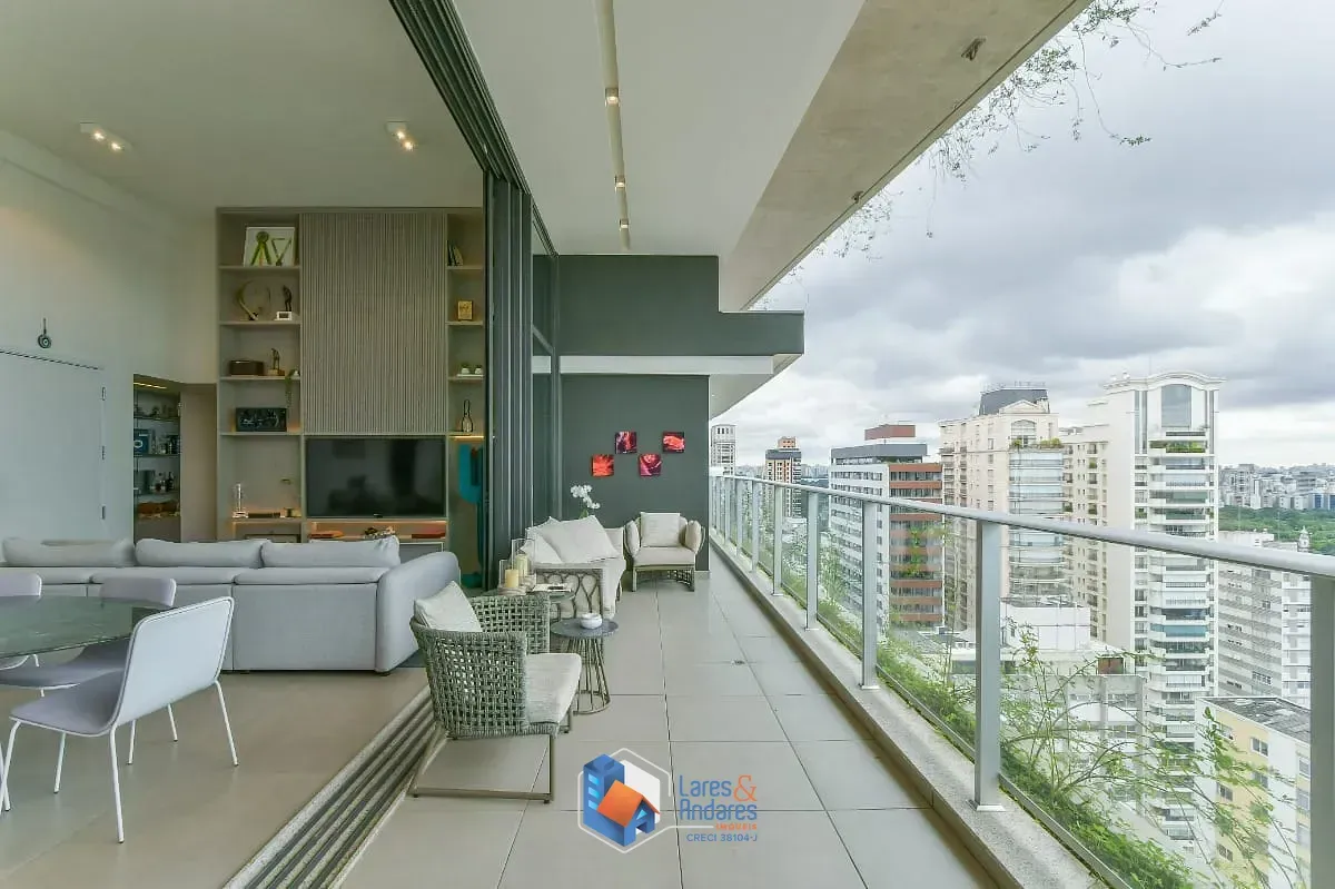 Imagem Apartamento para venda em Cerqueira César com 3 quartos, sendo 3 suítes, 175m²