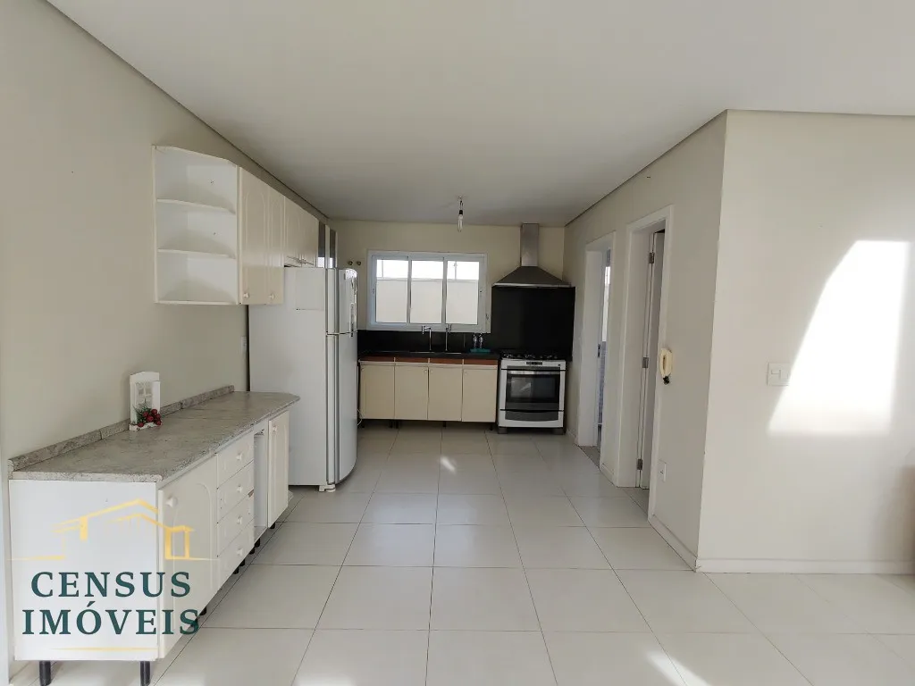 Foto do imóvel: Residência Impecável no Jardim Panorama: 3 Quartos, 2 Suítes, 3 Salas, 4 Banheiros, 4 Vagas de Garagem, 316, 64m² - Vinhedo-SP em Jardim Panorama