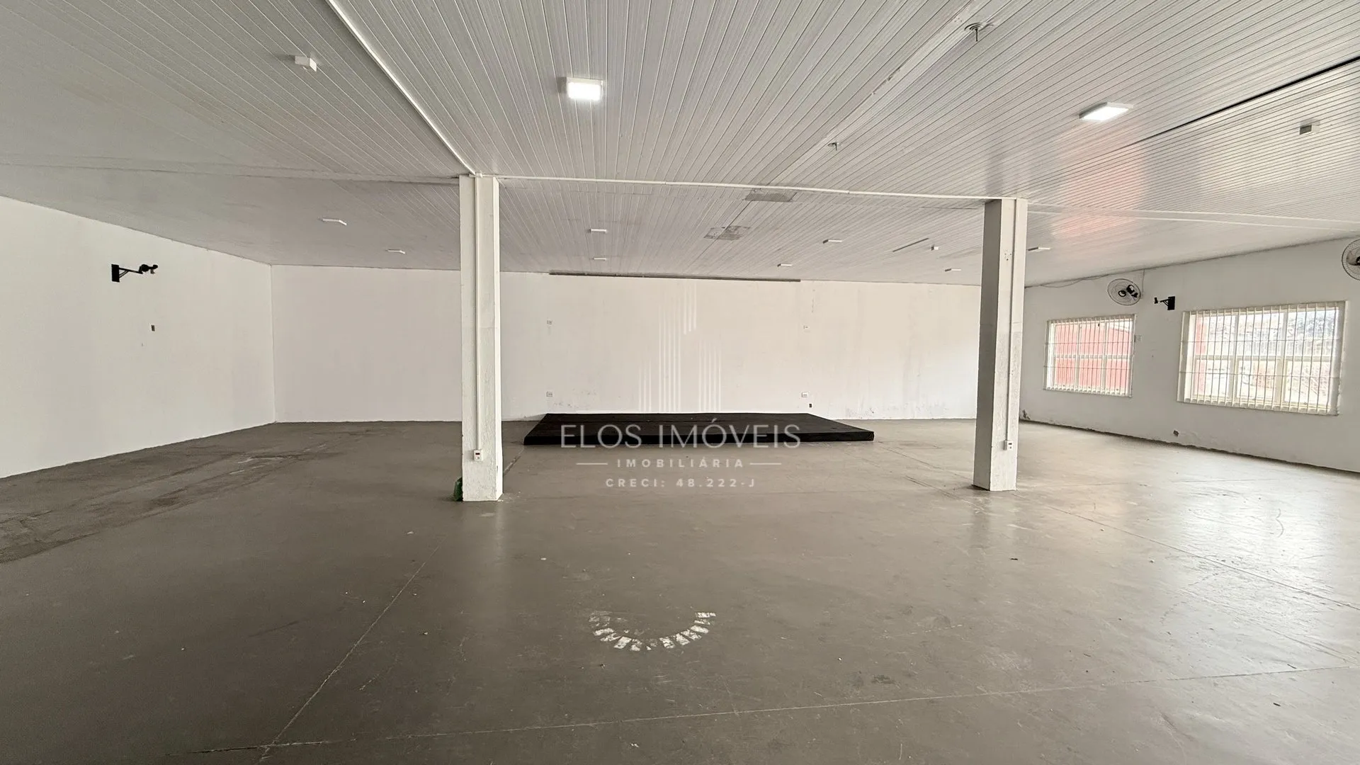 Imagem Imóvel Comercial de 300m² no bairro Jardim São Francisco, em Limeira