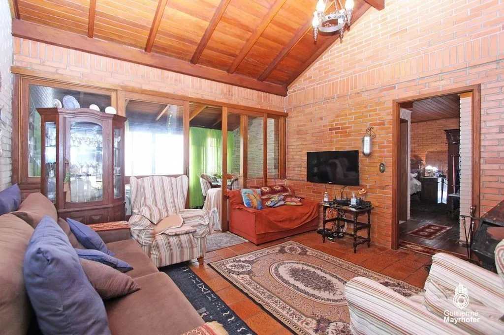 Imagem Casa para Venda - 3 dormitórios, sendo 1 suites, 2 vagas - São Caetano