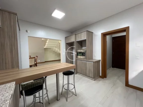 Imagem Essa casa de alto padrão é linda e encantadora.