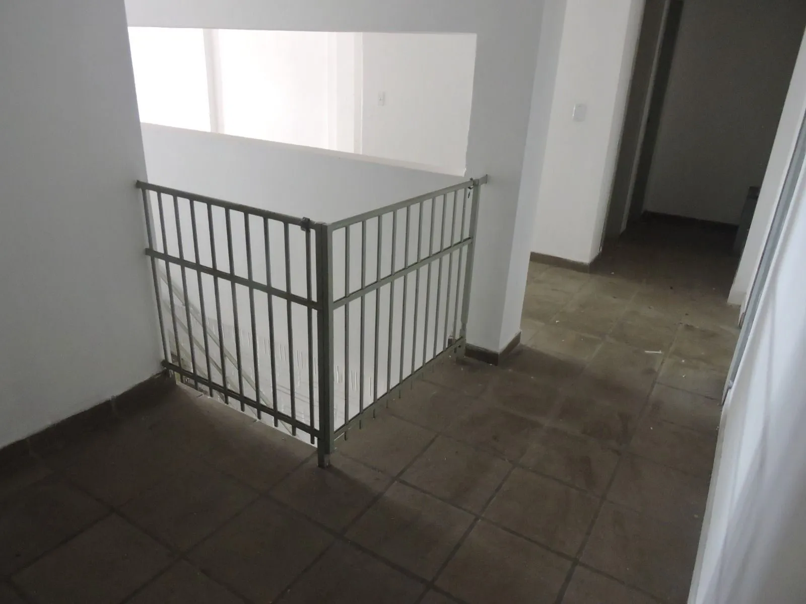 Imagem Loja-Pavilhao-Bairro-Gloria.