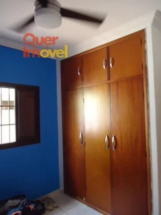 Imagem Casa para venda no Jardim Castelo Branco em Ribeirão Preto-SP 3 quartos, 1 suíte, 3 salas, 3 banheiros, 3 vagas Quer Imóvel Negócios Imobiliários