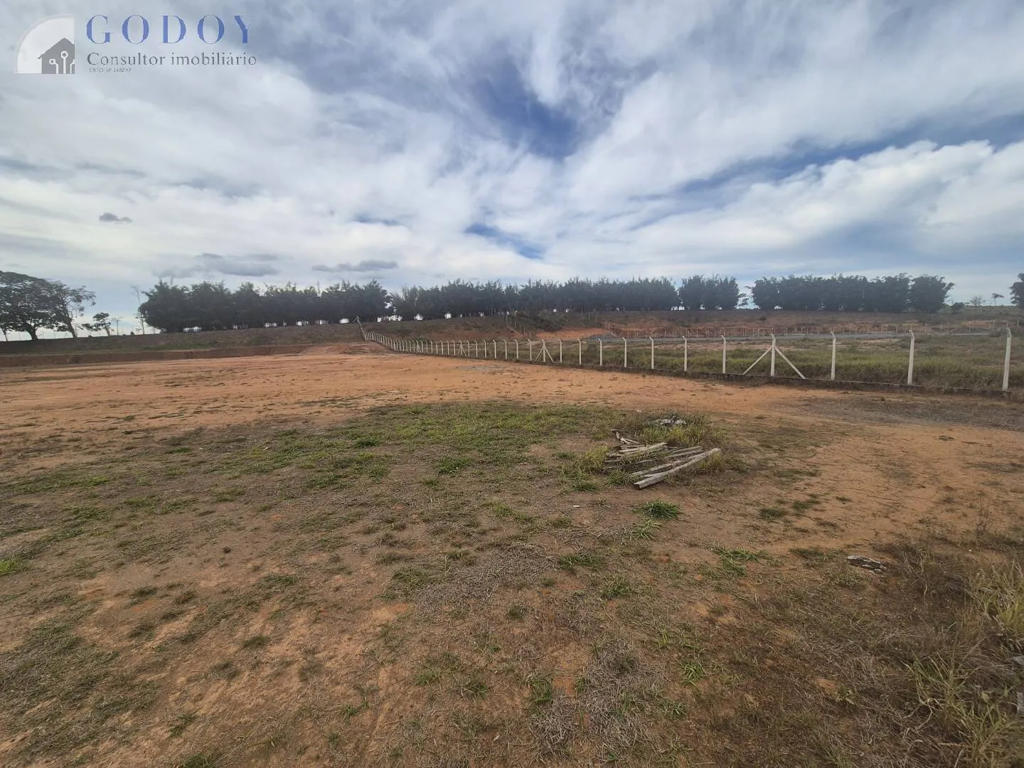 Imagem Oportunidade Única - Terreno Industrial na Entrada de Pindamonhangaba/SP