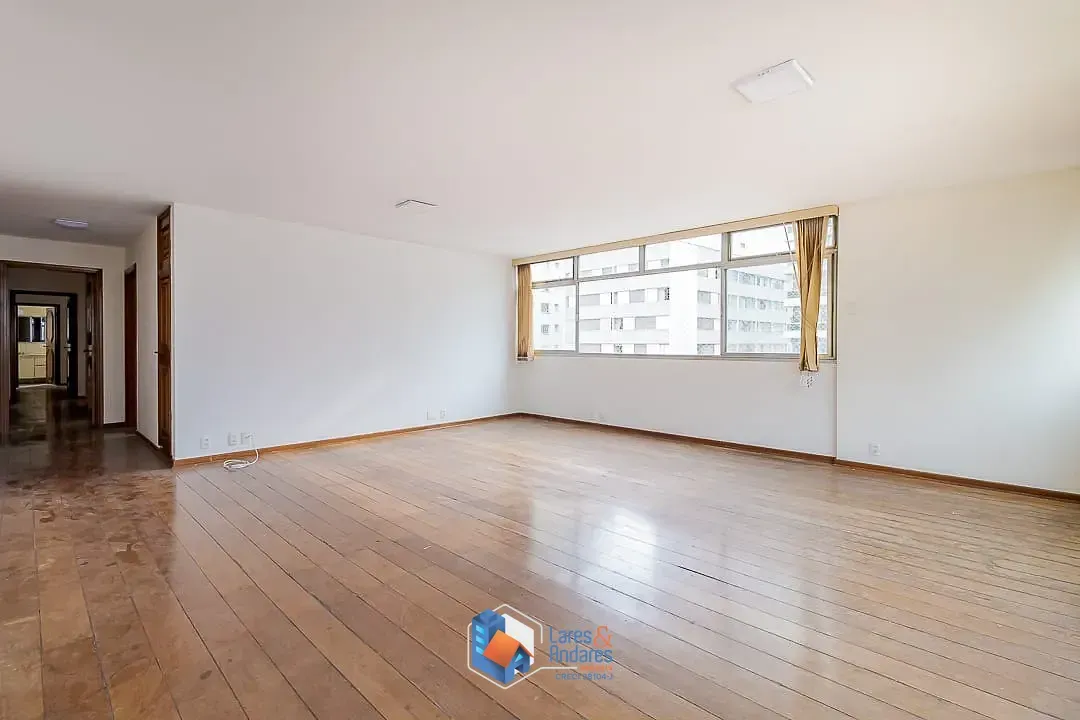 Imagem Apartamento para venda em Santa Cecília com 4 quartos, sendo 1 suíte, 233m²