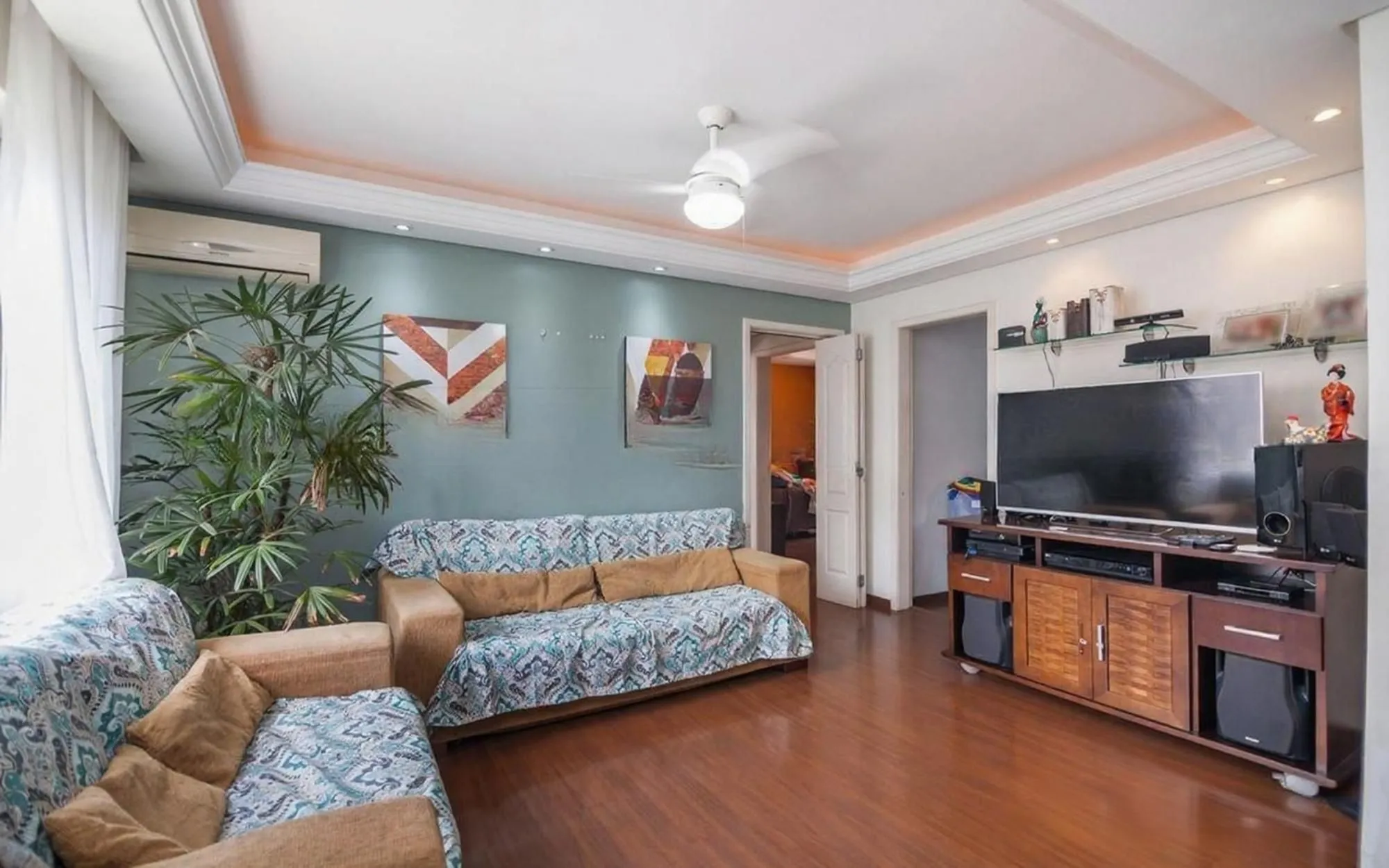 Imagem Vende-se apartamento com 2 quartos, 73m² e 1 vaga - Mont'Serrat