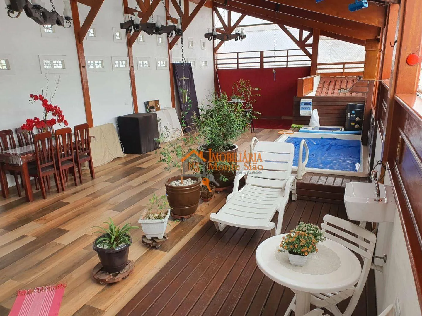 Foto do imóvel Sobrado com 3 dormitórios à venda, 290 m² por R$ 970.000,00 - Jardim Divinolândia - Guarulhos/SP