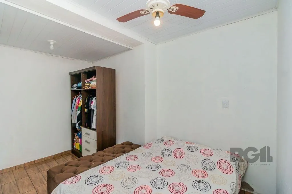 Imagem Casa de 2 dormitórios com 98m² no Bairro Lomba do Pinheiro