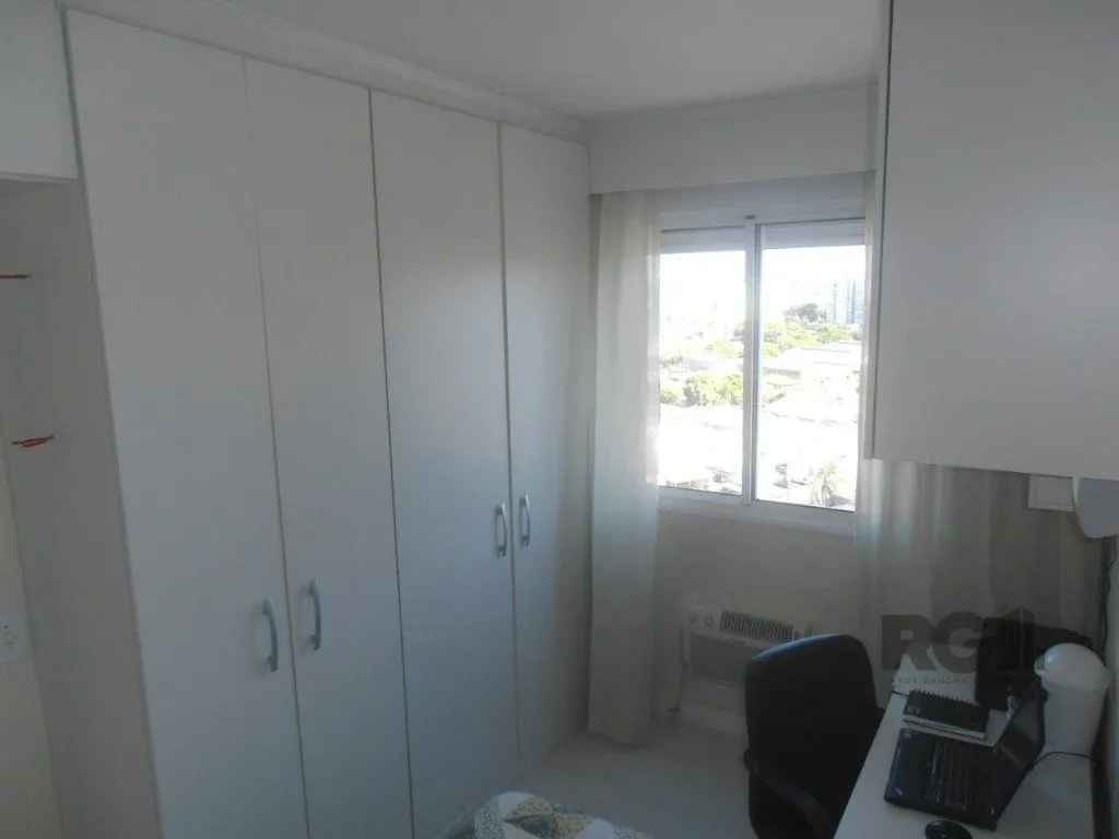 Imagem Apartamento 62m², 3 dormitórios, 2 vagas de garagem no bairro Passo da Areia