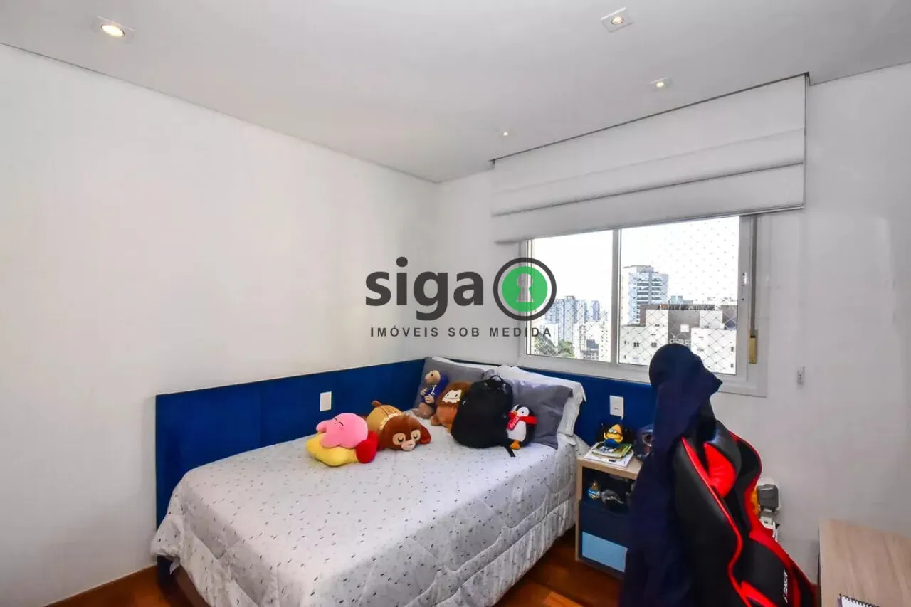 Imagem Apartamento de 223 metros com 3 quartos e 4 vagas