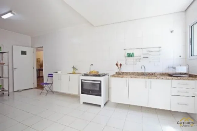 Imagem Casa com 04 Dormitórios à Venda no Residencial Paradise em Cabreúva/SP.