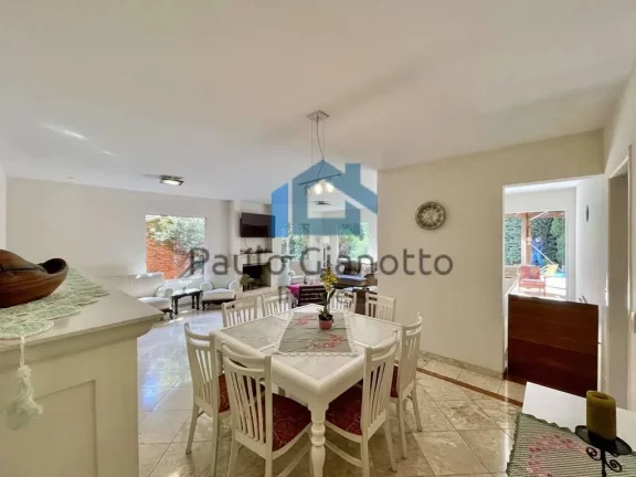 Imagem Casa Alto Padrão no Condomínio São Paulo II Cotia