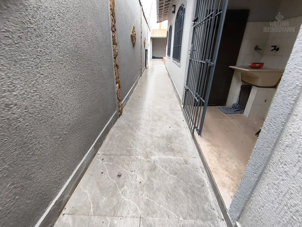 Imagem MARAVILHOSA CASA COM PISCINA 2 QUARTOS, 300 METROS DO MAR - Apenas R$ 780.000,00