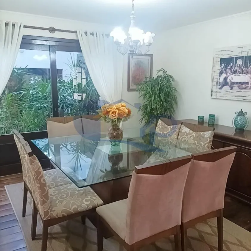 Imagem Casa á venda com 6 dormitórios no centro de Torres/RS