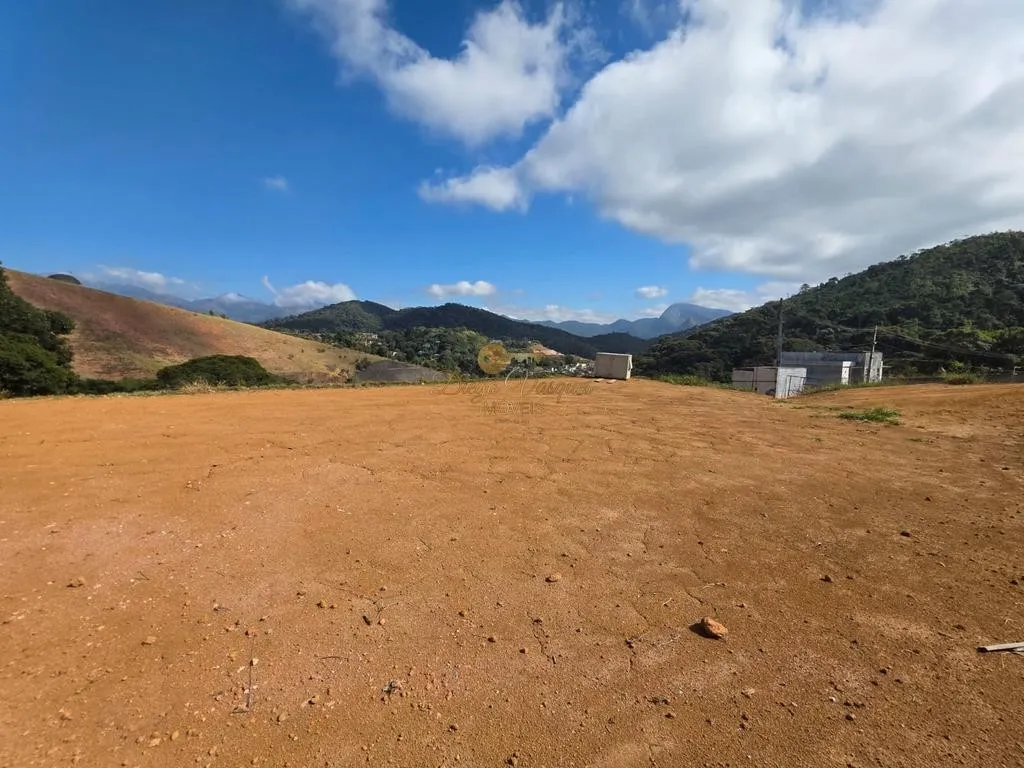 Imagem Terreno em Condomínio para Venda em Teresópolis / RJ no bairro Prata