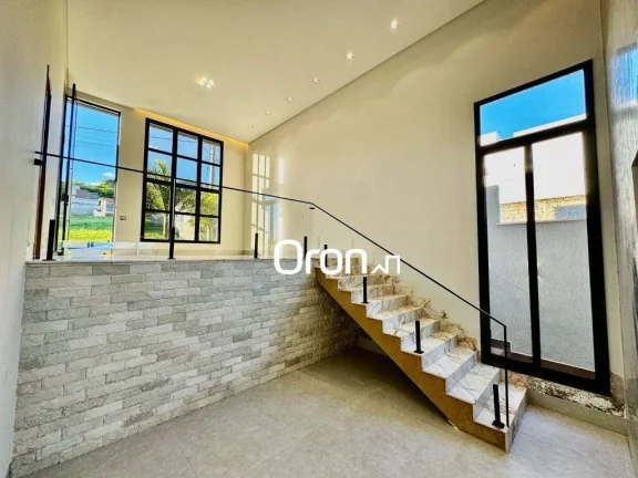 Imagem Casa com 3 dormitórios à venda, 197 m² por R$ 1.500.000,00 - Residencial Marília - Senador Canedo/GO