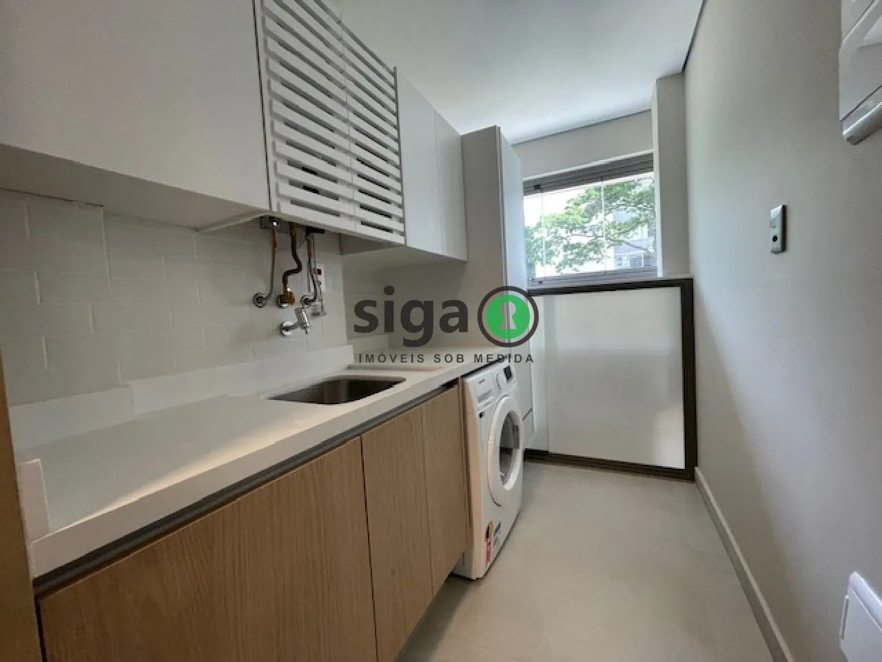 Imagem Apartamento mobiliado para VENDA com 2 dorms, sendo 1 suite, 1 vg com vista eterna para o Jd Europa