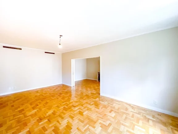 Imagem Apartamento para venda no bairro Moinhos de Vento em Porto Alegre