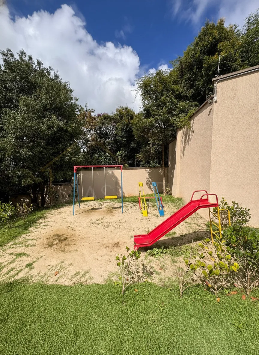 Imagem Casa 3 quartos à venda em Parque Primavera, Poços de Caldas