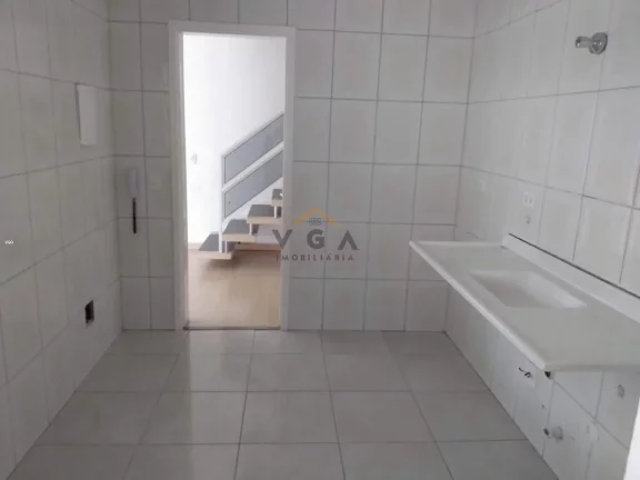 Imagem Sobrado em Condomínio para Venda em São Paulo, Itaim Paulista, 3 dormitórios, 1 suíte, 2 banheiros, 2 vagas