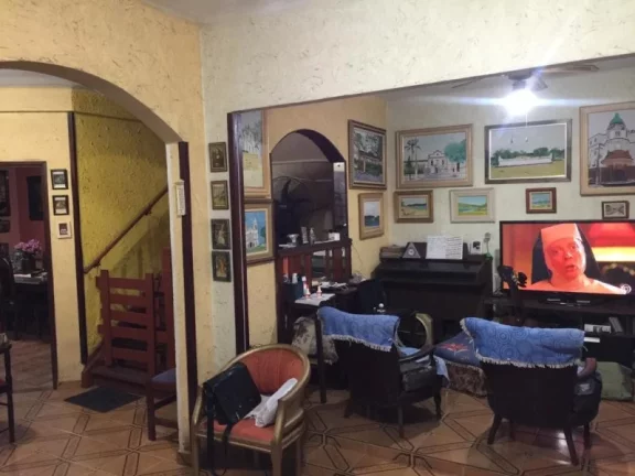 Imagem CASA COM 5 DORMITÓRIOS À VENDA, 347 M² POR R$ 1.100.000,00 - ENCRUZILHADA - SANTOS/SP