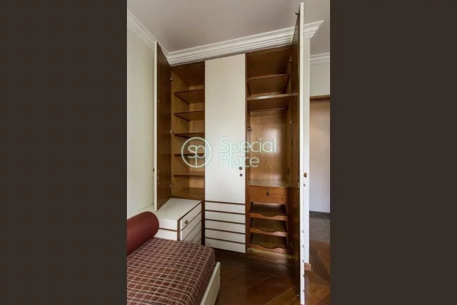 Imagem 235 metros 4 dormitórios 4 suítes 6 banheiros 4 vagas Piscina aquecida Espaço zen Hidromassagem A...