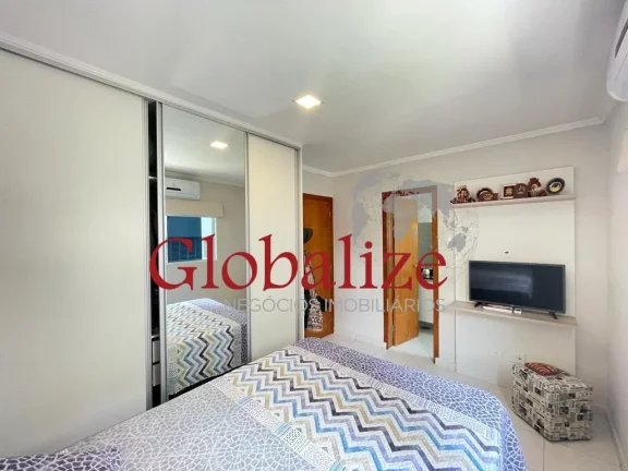 Imagem Lindo Sobrado com 150m², 3 dormitórios (3 suítes) à venda na Vila Mathias por R$850.000,00.