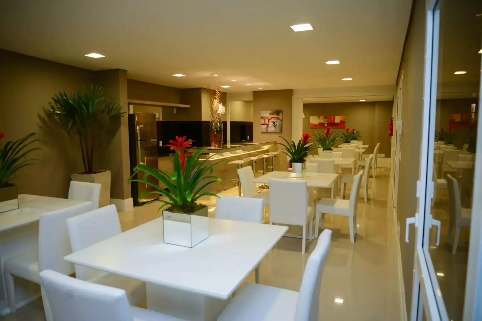 Imagem Apartamento novo 3 quartos com sacada e lazer completo no Condomínio Bravo