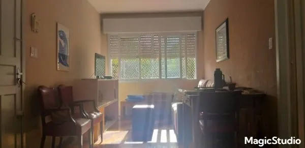Imagem Apartamento 02 dormitórios, de frente Menino Deus