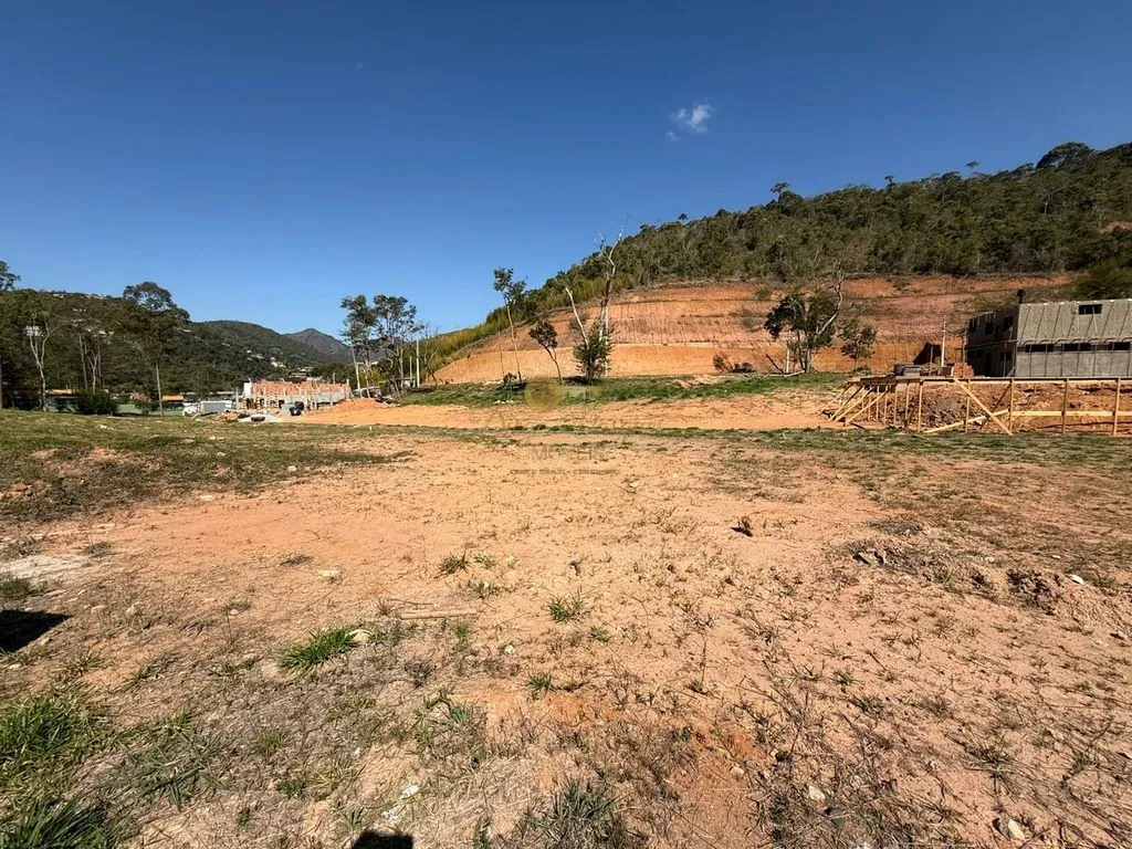 Imagem Terreno em Condomínio para Venda em Teresópolis / RJ no bairro Prata