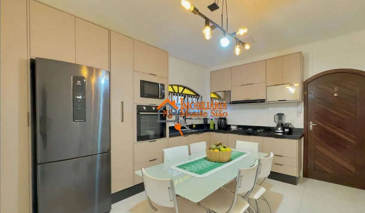 Imagem Sobrado com 3 dormitórios à venda, 200 m² por R$ 695.000,00 - Gopoúva - Guarulhos/SP