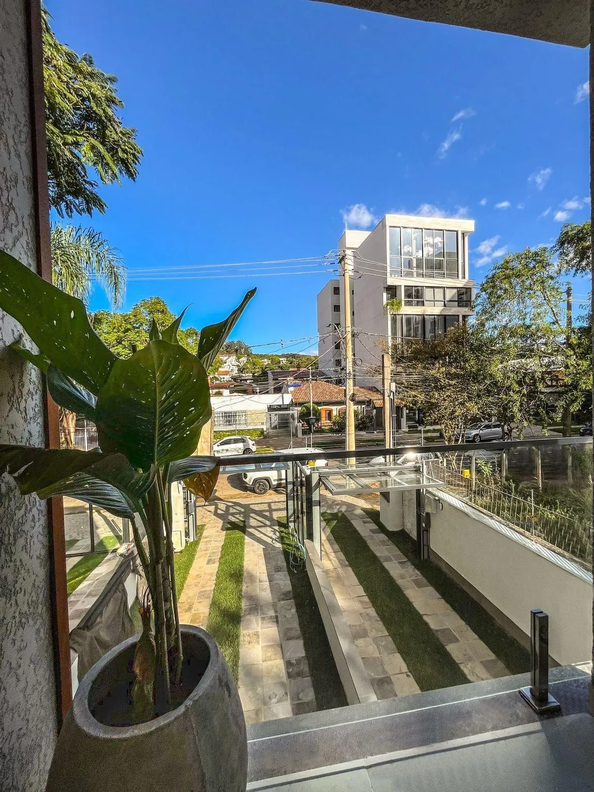 Imagem SOBRADO 3 SUITES - TRISTEZA