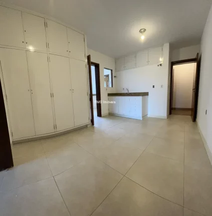 Imagem Apartamento de Luxo à Venda na Vila Madalena, São Paulo-SP - 2 Quartos, 2 Suítes, 3 Salas, 4 Banheiros, 3 Vagas, 218m²!