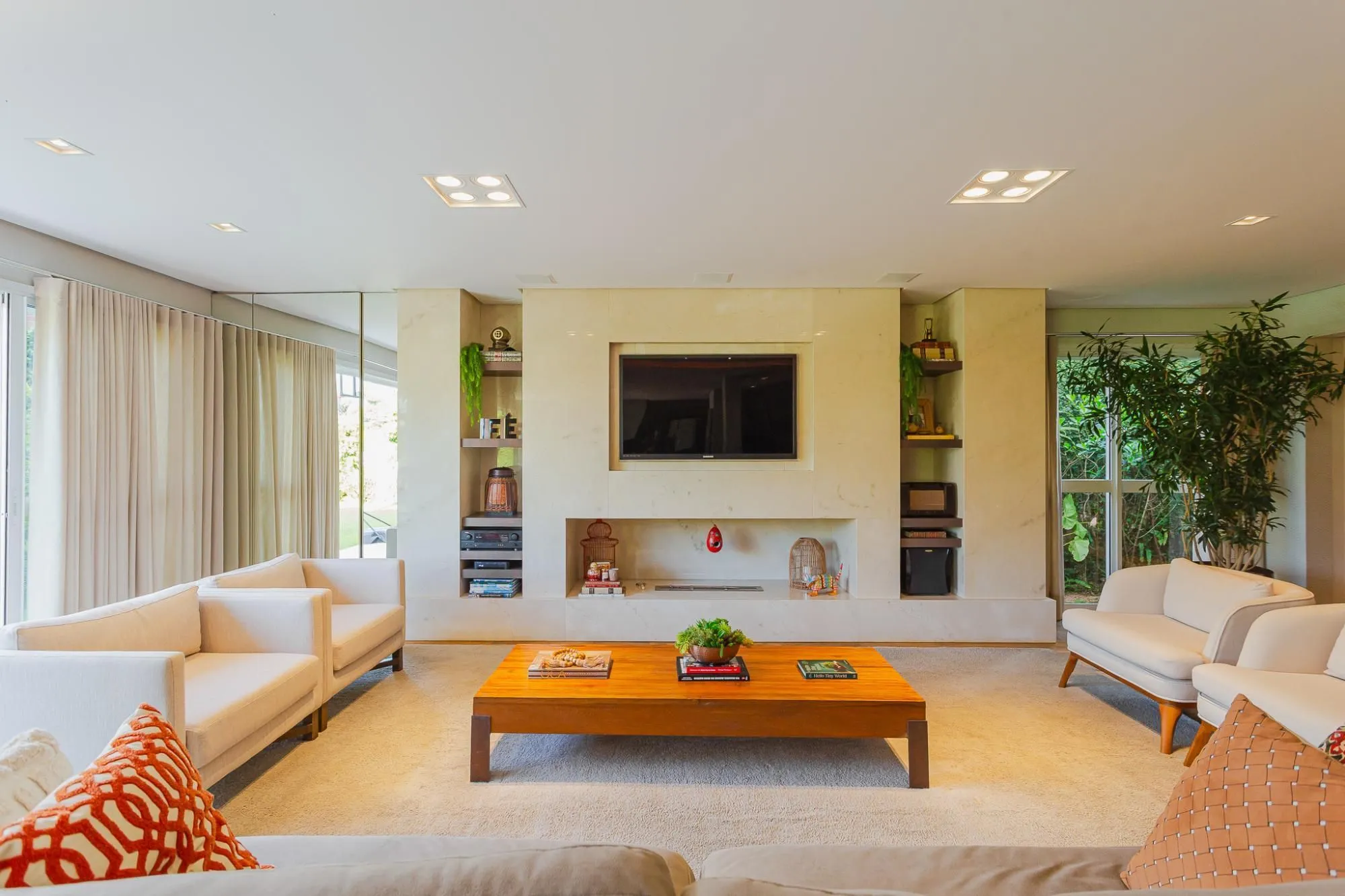Imagem CONDOMINIO ATMOSFERA - CASA MOBILIADA DE 4 SUÍTES COM 4 VAGAS