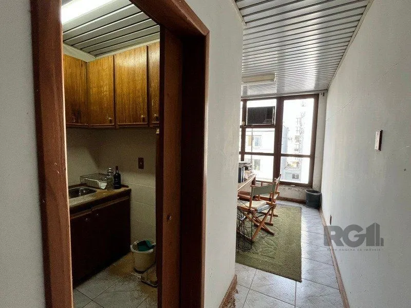 Imagem Conjunto/Sala para Venda - 37.47m², 0 dormitórios, Petrópolis