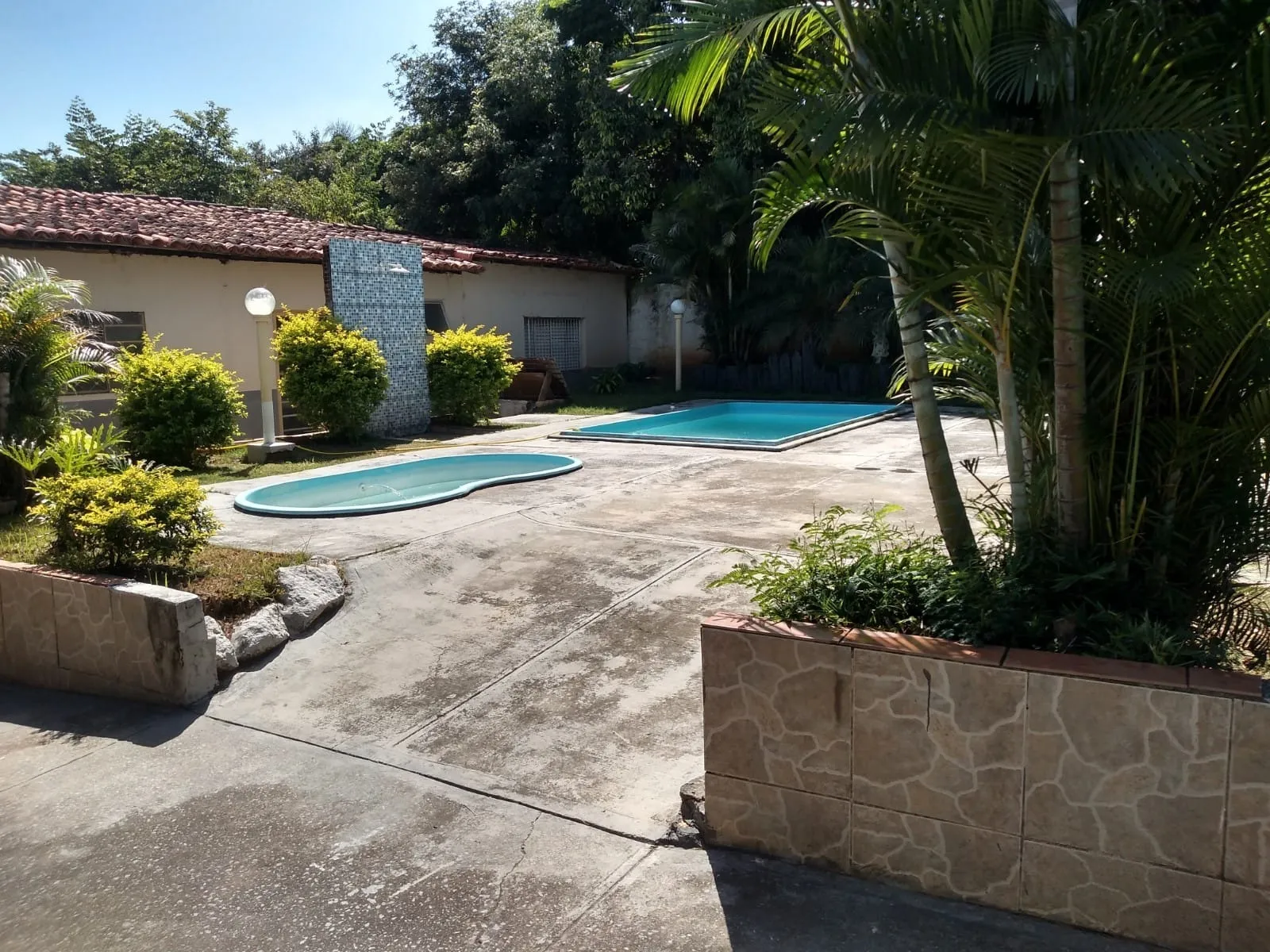 Imagem Chácara com 4 dormitórios à venda, 2200 m² - Vila Helena - Sorocaba/SP