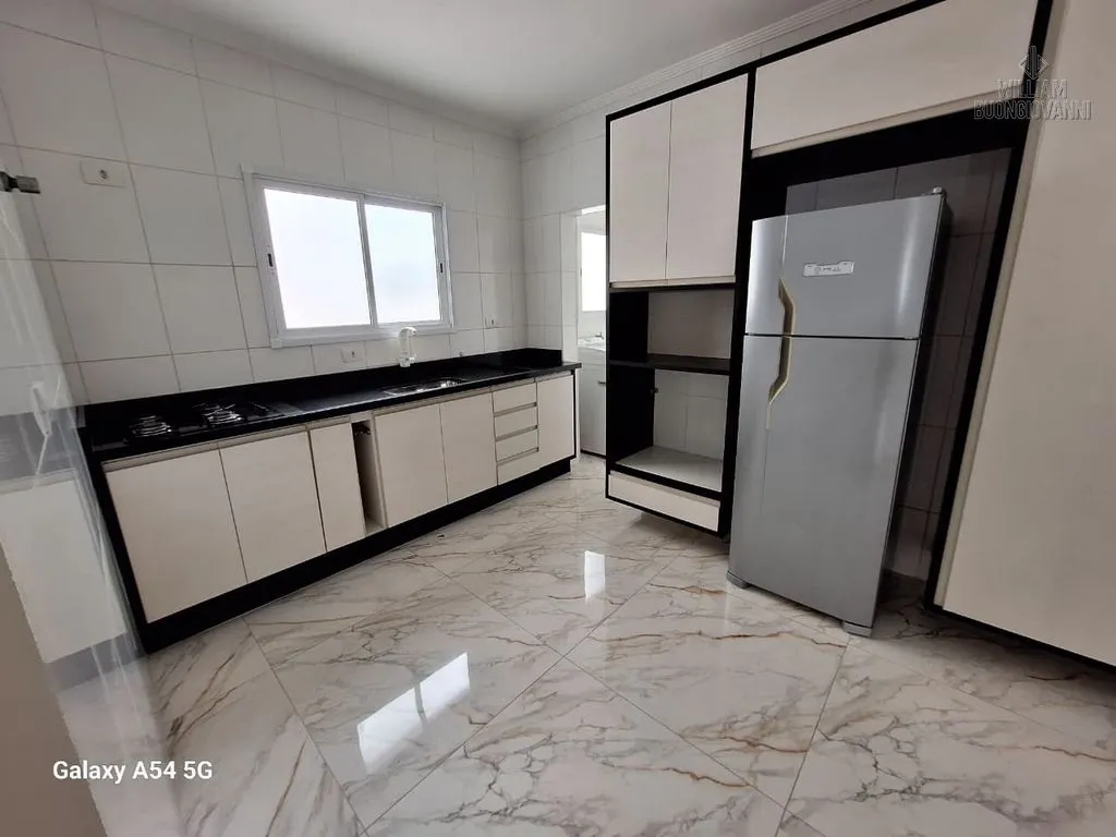 Imagem Apartamento 3 dormitórios sendo 01 suítes 2 vagas no coração do Solemar