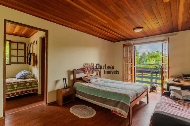 Imagem Chácara com 4 dormitórios à venda, 5850 m² por R$ 750.000,00 - Parque da Ferradura - Campos do Jordão/SP