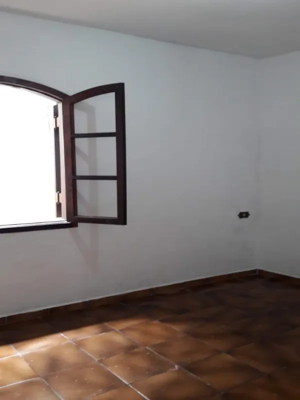 Imagem Imperdível oportunidade: Casa à venda em Santo André-SP, Vila Guaraciaba, 2 quartos, 1 suíte, 2 salas, 2 banheiros, 3 vagas, 96m²