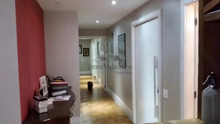 Imagem Apartamento com amplo living para 3 ambientes, varanda, lavabo, 4 dormitórios sendo 3 suítes ,01 c...