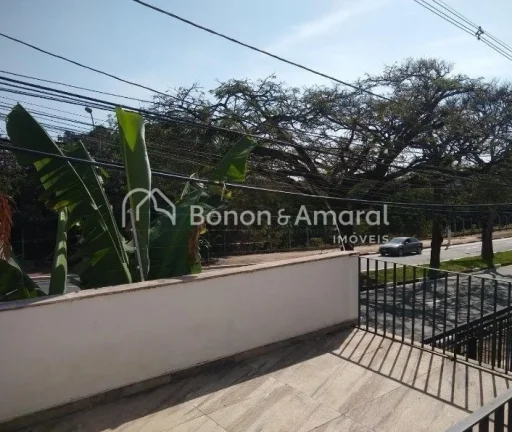 Imagem Casa em ótima localização próximo de vários comércios,com três quartos sendo uma suíte,sala ...