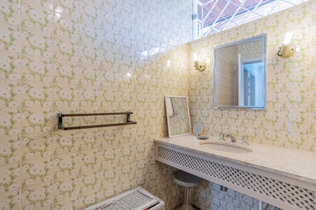 Imagem Casa em condomínio para venda com 3 quartos, sendo 1 suíte, 178m2