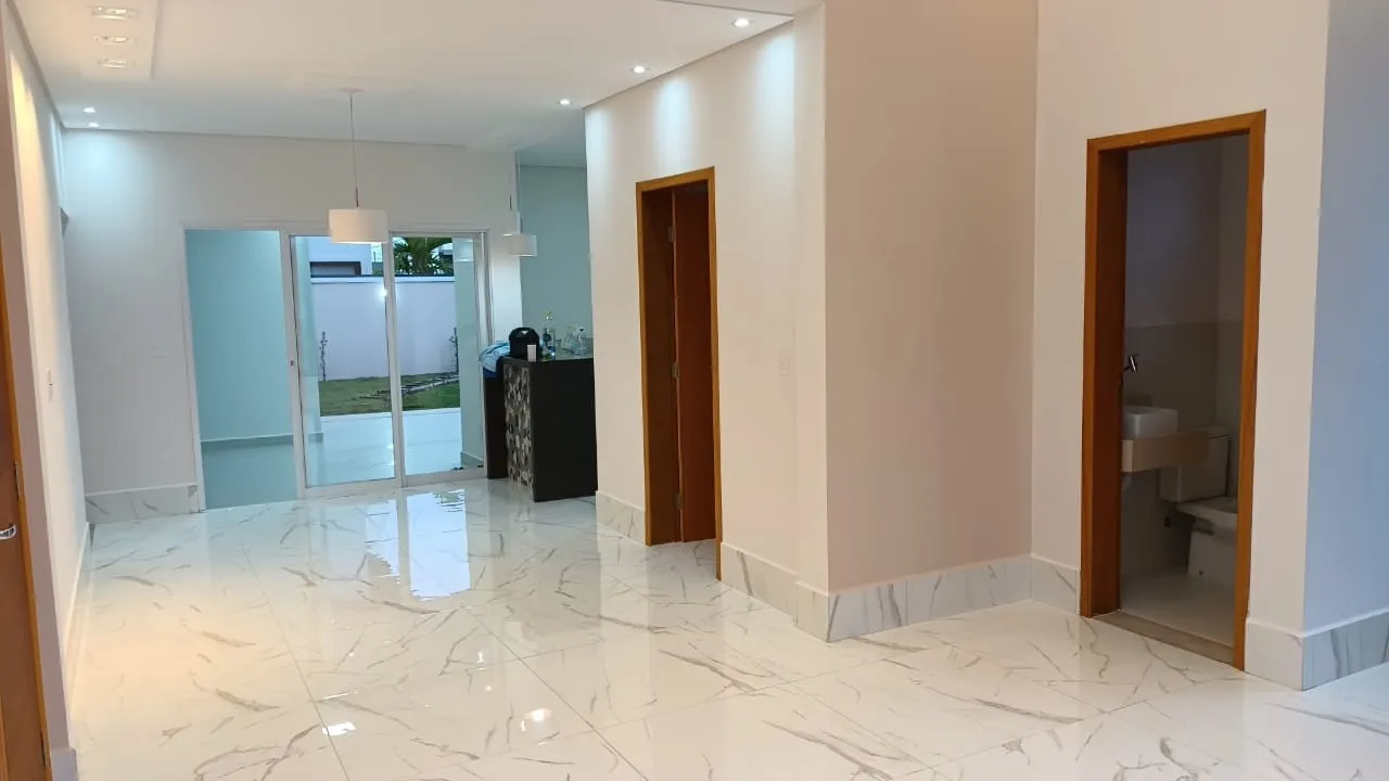 Imagem Casa à venda 3 Quartos, 1 Suite, 4 Vagas, 326M², Piracangaguá, Taubaté - SP | Condomínio Ouroville