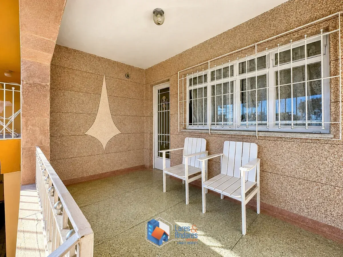Imagem Casa para venda em Jardim Shangrilá (Zona Norte) com 3 quartos, 250m²