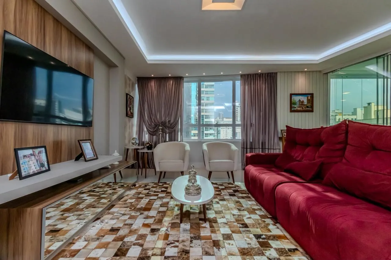 Imagem Apartamento à venda com 154m2 por R$ 2.200.000,00