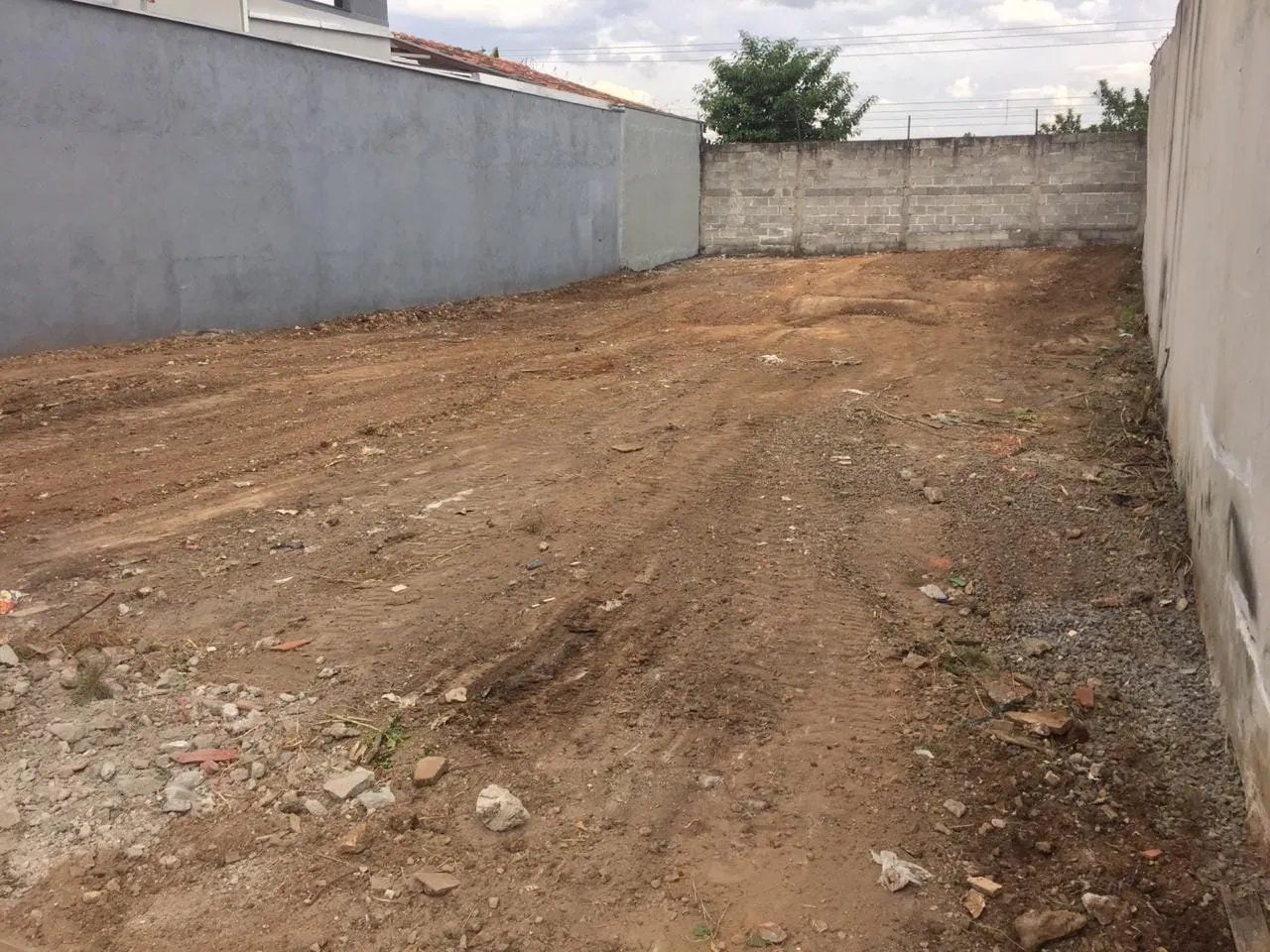 Imagem Terreno à venda 250M², Jardim Yassuda, Pindamonhangaba - SP