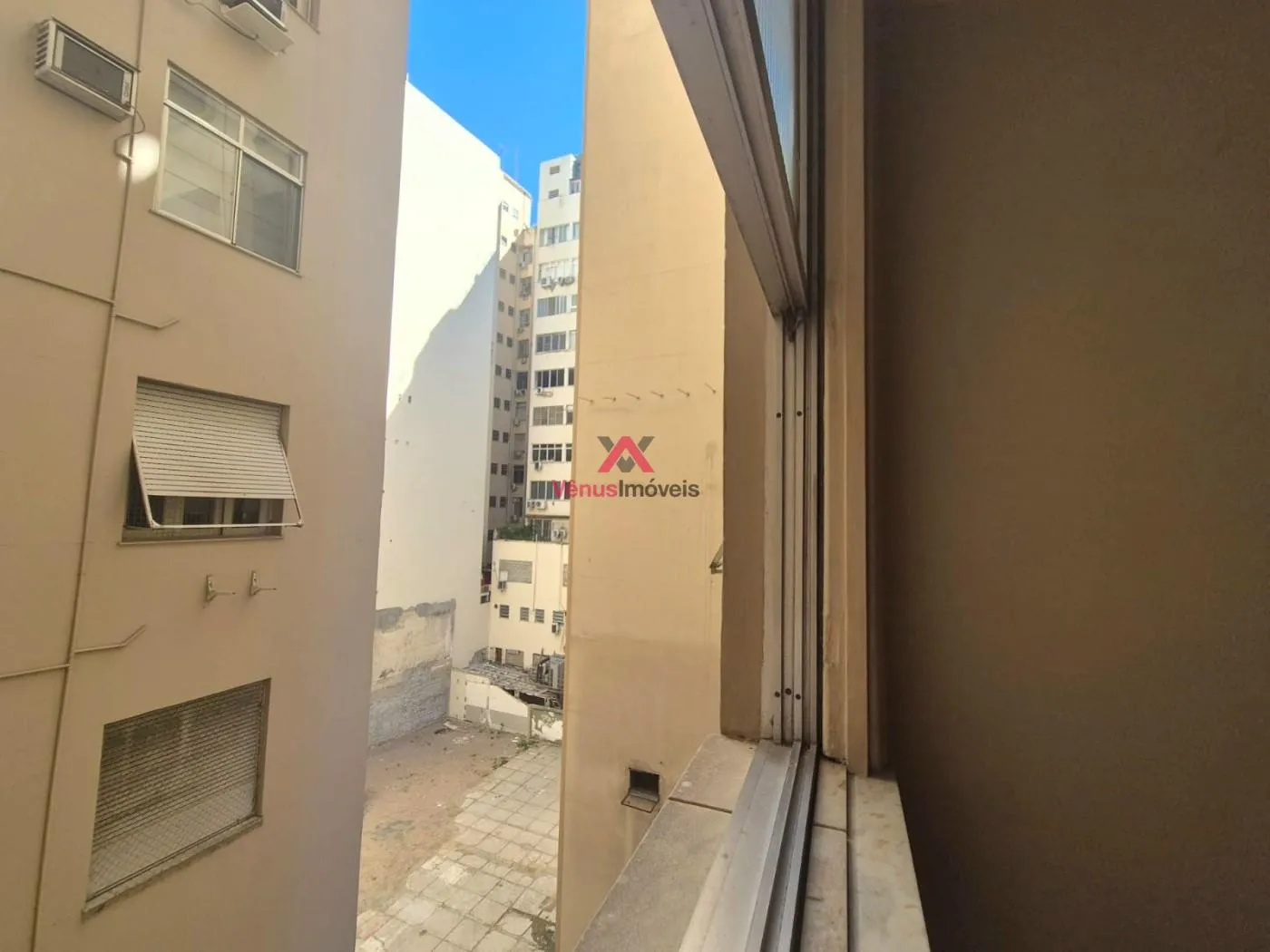 Imagem Apartamento 2 Quartos para Venda em Rio de Janeiro, Copacabana, 2 dormitórios, 1 banheiro, 1 vaga