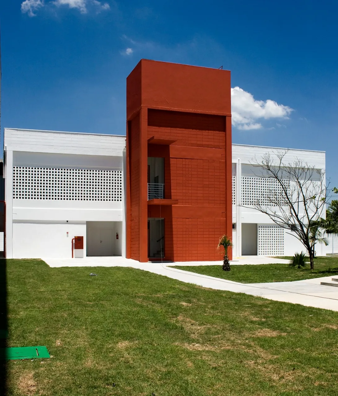 Imagem Alugue já o melhor galpão industrial em Jundiaí-SP, no Jardim Shangai: amplo, moderno e bem localizado!
