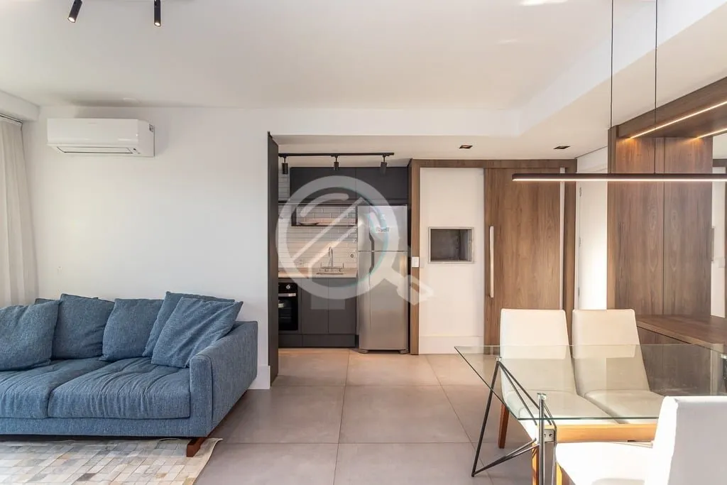Imagem Apartamento de 2 dormitórios de 71 m² mobiliado e decorado em alto padrão. Suíte, banheiro socia...