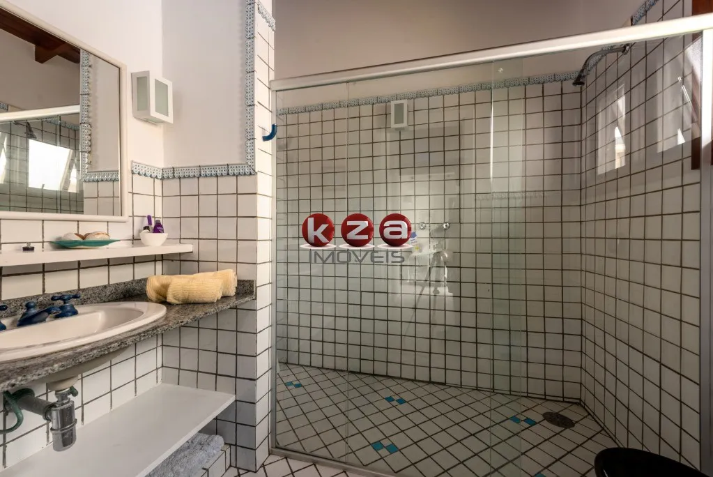 Imagem Mansão de Luxo em Condomínio Exclusivo em Maresias - 5 quartos, 5 suítes, 3 salas, 6 banheiros, 5 vagas, 507m². Venha conferir!